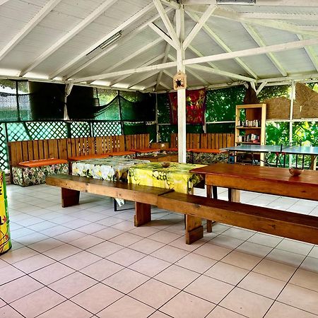 Auberge K-Wan Hostel - Proche Plages Deshaies Exterior photo